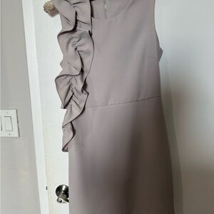 Chic One-Shoulder Ruffled Dress in Gray